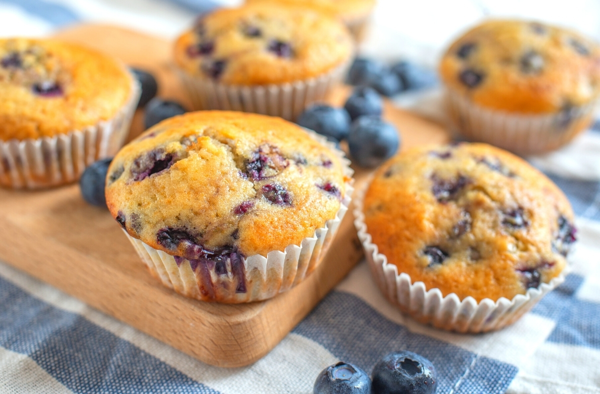 Vegan Blueberry Muffins 
