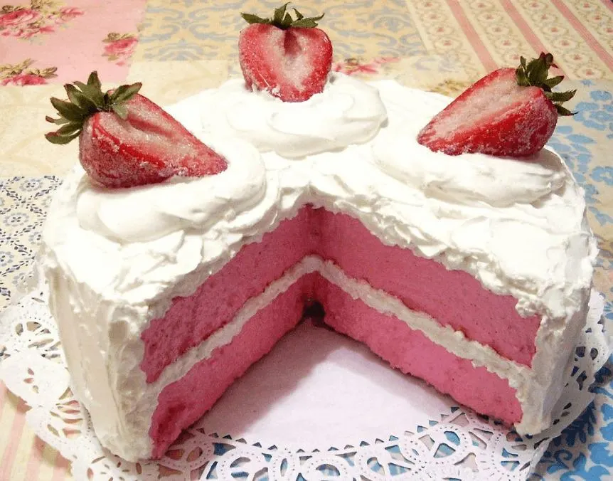 Vegan Strawberry Cake
