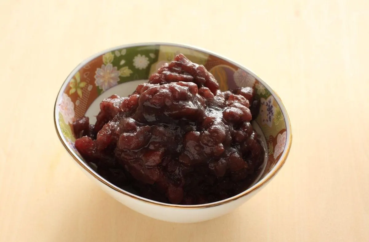 Red bean mochi