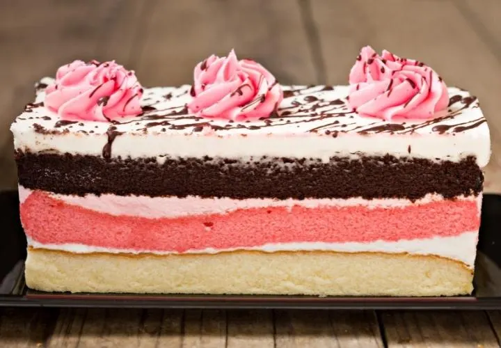 Vegan Neapolitan Cake Recipe