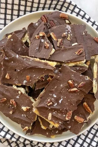 40+ Incredibly Delicious Vegan Christmas Dessert Recipes