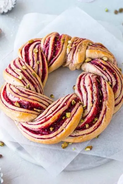40+ Incredibly Delicious Vegan Christmas Dessert Recipes