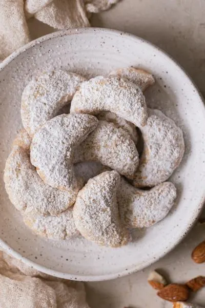 40+ Incredibly Delicious Vegan Christmas Dessert Recipes