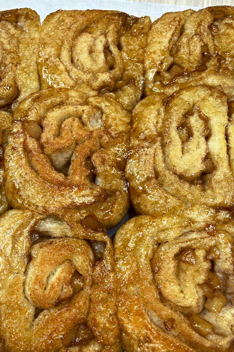 Jamie Oliver's Toffee Apple Cinnamon Buns (Vegan Recipe)