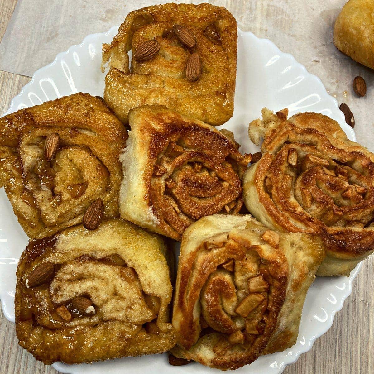 Jamie Oliver's Toffee Apple Cinnamon Buns (Vegan Recipe)