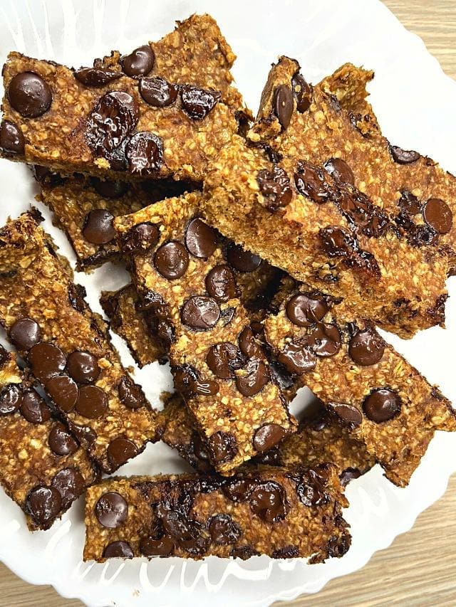Chocolate Banana Oatmeal Bars (Gluten-Free)