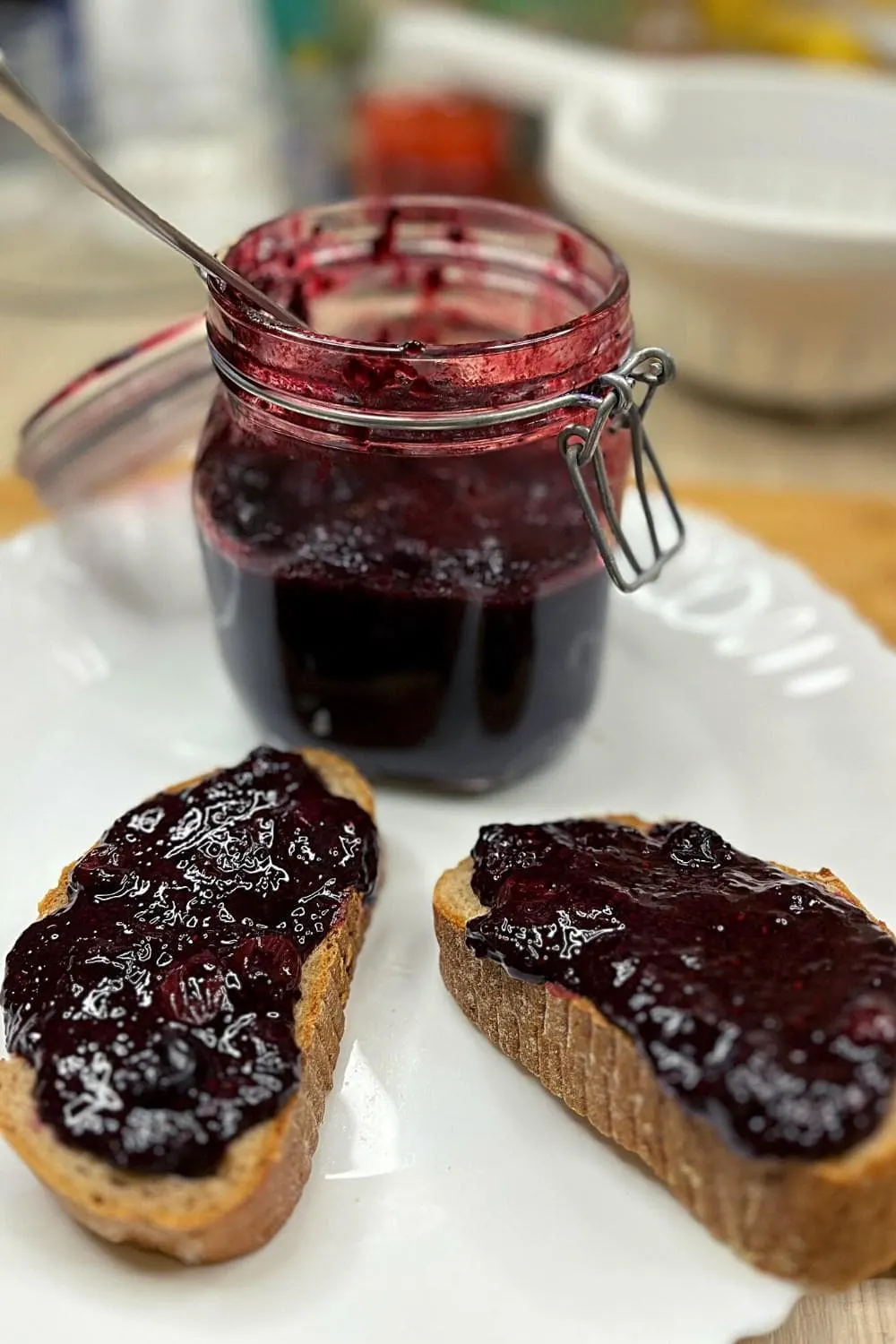 Homemade Blueberry Chia Jam - No Sugar + No Pectin