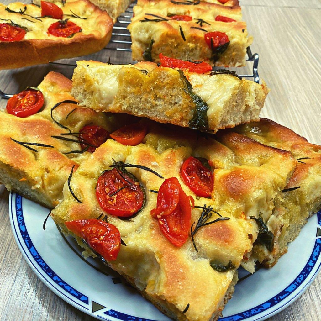 Vegan Focaccia Recipe (Easy & Delicious) Veganiac