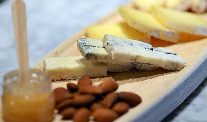 The Best Vegan Cheese Board