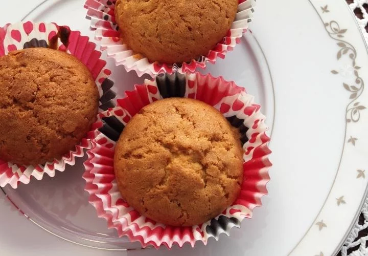 How To Bake Vegan Sourdough Muffins